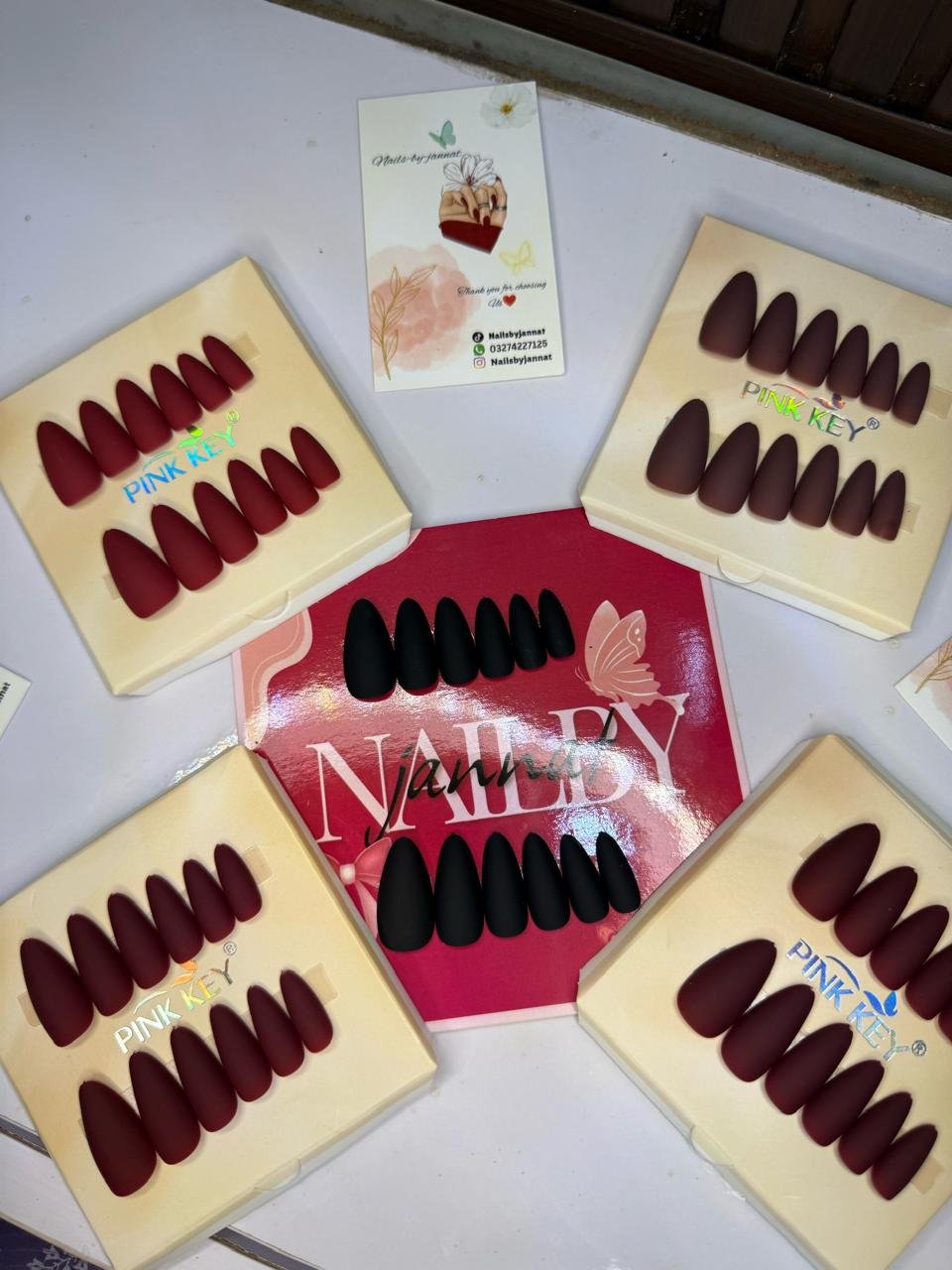 Jannat Black Hand Nail